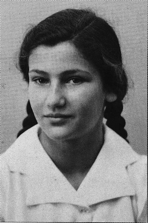 Simone veil, album de famille (france 3). LE BLOG DE L'AMEJDAM: SIMONE VEIL, UNE GRANDE DAME, UN ...