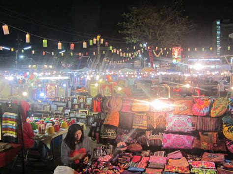 Night Bazaar Chiang Mai Get The Detail Of Night Bazaar On Times Of India Travel