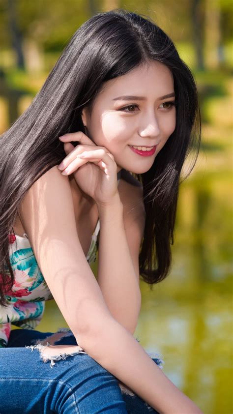 Smile Aisan Pretty Woman Beautiful 720x1280 Wallpaper Pretty