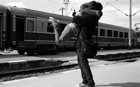 hd wallpaper jeans love trains couple grayscale hug monochrome vehicles bags 1680x1050 art