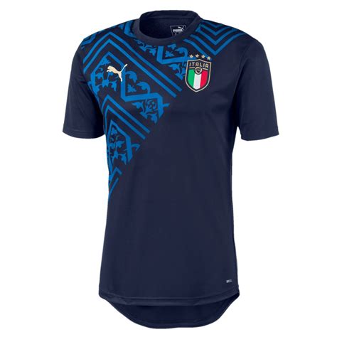 Während der em schlussrunde im sommer in frankreich werden die italienischen stars ihre trikots mit stolz tragen, wenn sie in den. Puma Italien Auswärts Stadium Trikot EM (2020) 2021 Herren ...