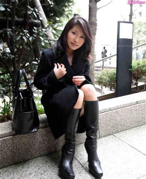 理想ブーツ ブーツ 手袋フェチのblog カウガールファッション 美しいアジア人女性 ブーツ