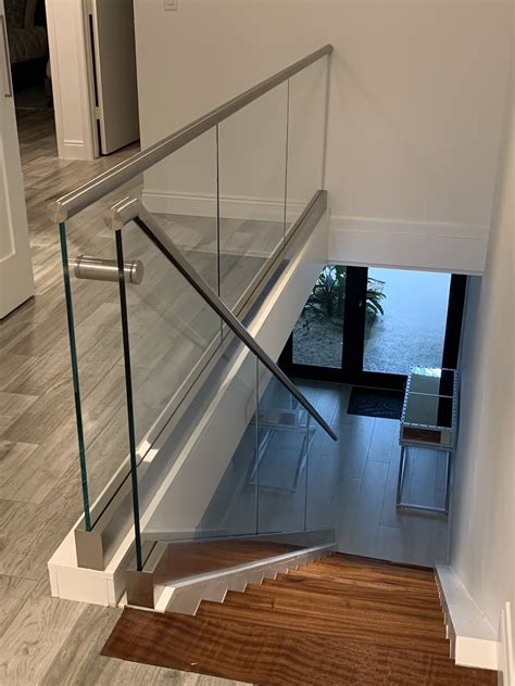 Glass Railings Stairs Design Modern Staircase Design Modern