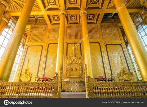 Kambawzathardi Golden Palace Bago Myanmar Stock Editorial Photo