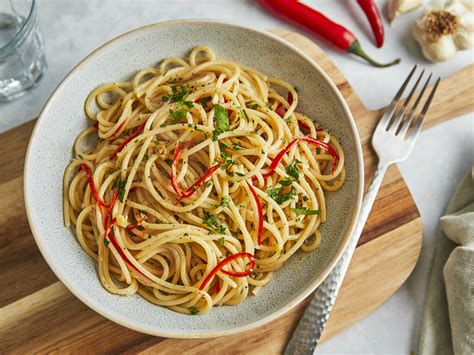 Spaghetti Aglio Olio E Peperoncini Wie Vom Italiener Einfach Kochen