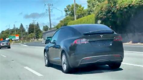 Tesla Model X Refresh With New Interior And Steering Yoke Spotted In