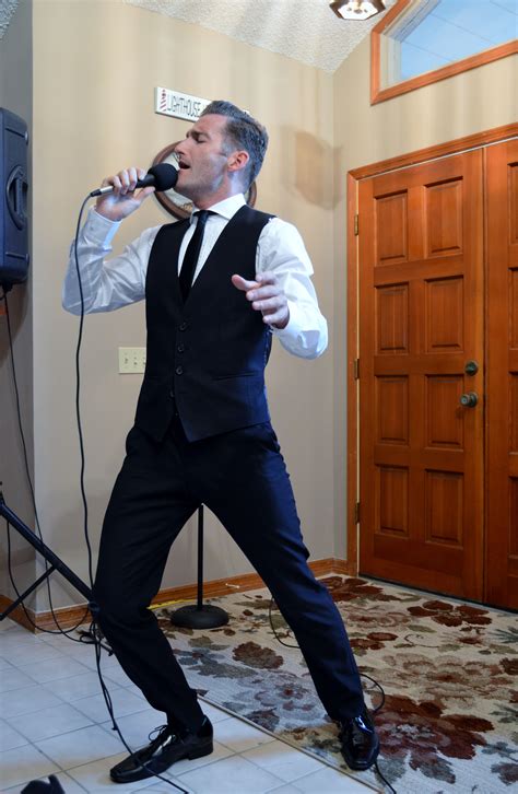 Paul Byrom Belting It Out Wow Celtic Thunder Music People Celtic