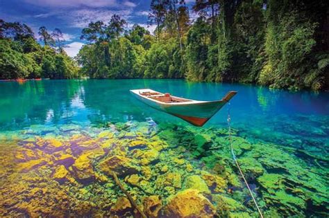 Destinasi Wisata Di Pulau Kalimantan Terpopuler Dan Wajib Dikunjungi