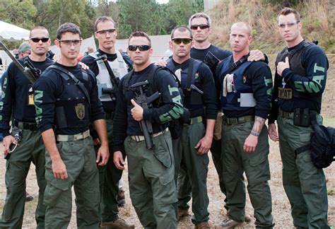 NASA's SWAT team looks like a weekend airsoft club : funny