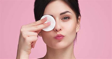 How To Remove Makeup Tips And Tricks To Boost Your Routine