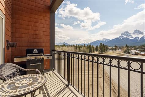 8 Best Airbnbs With Hot Tub In Canmore Canada Updated Trip101