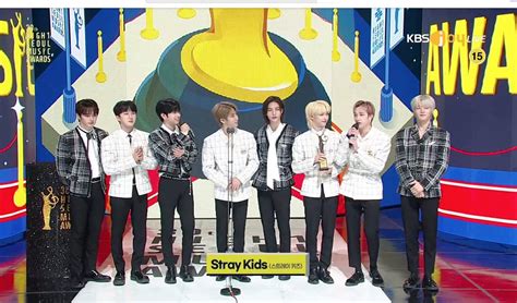 210131 Stray Kids Wins Bonsang Award At The 30th Seoul Music Awards R