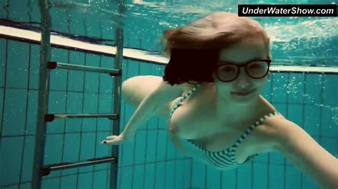 Big Titted Dashka Bounces Body Underwater Eporner