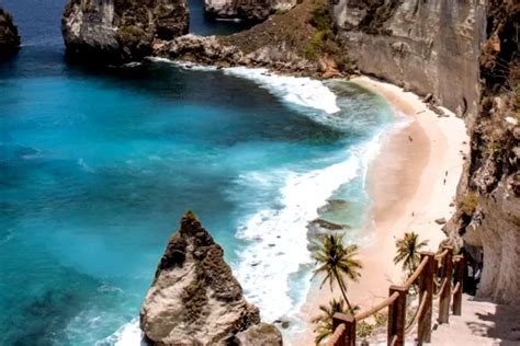 Inilah Daftar Pantai Paling Eksotis Yang Ada Di Bali Dan Sekitarnya