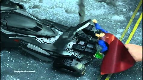 Batman V Superman Epic Strike Batmobile Collection Figures Mattel