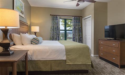 wyndham smoky mountains  bedroom deluxe travel tips picks
