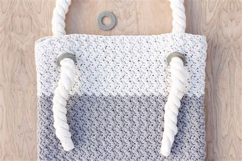Free-Crochet-Bag-Pattern-Beginners-14 - Make & Do Crew