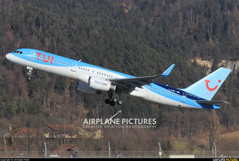 G Oobn Tui Airways Boeing 757 200 At Innsbruck Photo Id 1131388