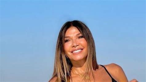 Cada Vez Más Fitness El Increíble Cuerpo De Catherine Fulop A Sus 58 Años Mui Fitness Famosos