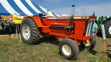 Allison Motor In A D21 Allis Chalmers Tractors Tractor Pulling Old