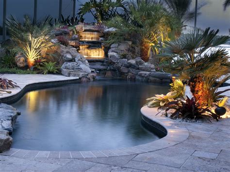 Best 7 Tropical Swimming Pool Design That Can Warm The Atmosphere