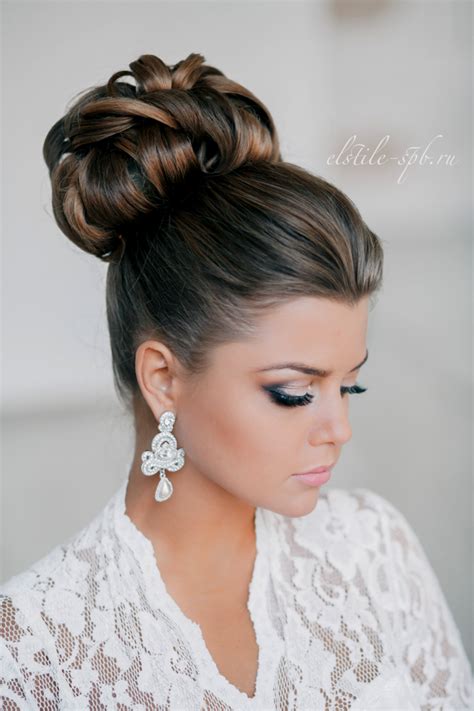 Starting off our list with one of the easiest options for your big day: Elegant Wedding Hairstyles Part II: Bridal Updos | Bridal ...