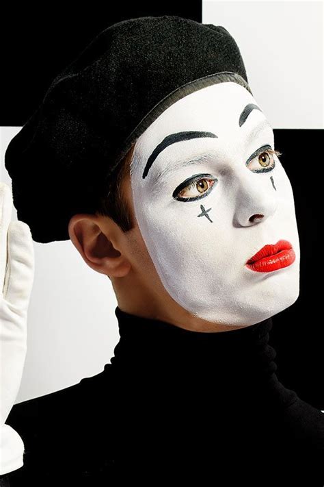 Really Simple Halloween Makeup For Men That You Can Copy Easy Cool