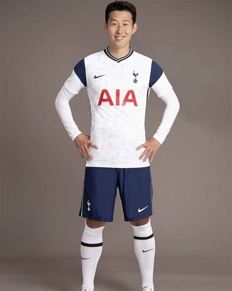 ● found missing / wrong credits ? Tottenham Hotspur 2020-21 Nike Home Kit | The Kitman