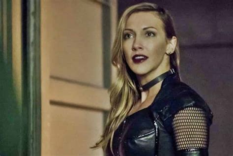 Arrow Star Katie Cassidy Auctioning Off Her Nude Photos As Nft S Starting At K