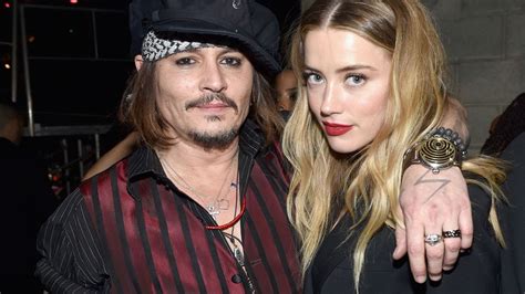 Hollywood'un ünlü çifti johnny depp ile amber heard, sonunda uzlaşmaya vardı. Betrog Amber Heard Johnny Depp schon kurz nach der Hochzeit?