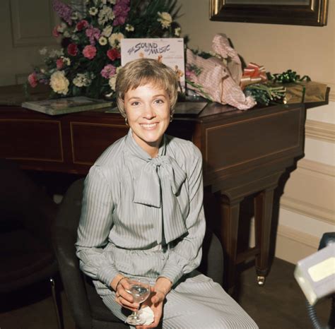 Beyond Song The Little Known Life Of Julie Andrews