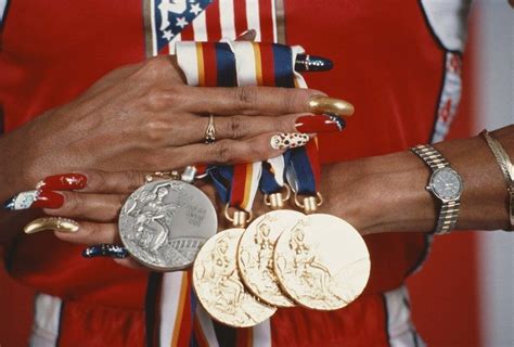 Florence griffith joyner was born in los angeles on december 21st 1959. The Winning Olympics Style of Florence Griffith Joyner ...