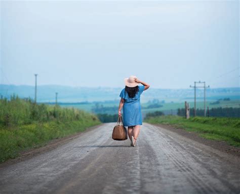 4.8 out of 5 stars. 20 Practical Gifts for Someone Traveling Abroad ...