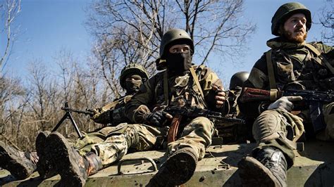 Russia Ukraine Seek Weapons Withdrawal As Violence Spikes