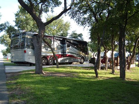 Blazing Star Luxury RV Resort | San Antonio, Texas | Central Texas