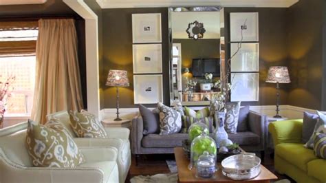 Corporate areas need a smart dining room design in the lounge. Colourworks Interior Design - entrance; front lounge ...