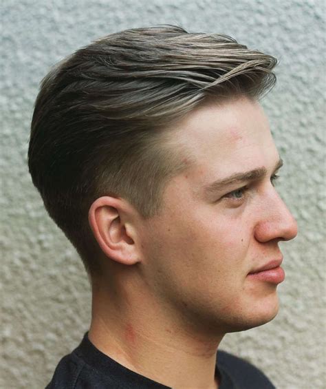 Https://techalive.net/hairstyle/classic Fade Side Swept Hairstyle