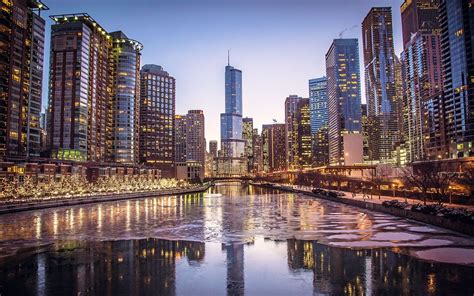 Work together, or not, to survive. Chicago HD Wallpaper (74+ images)