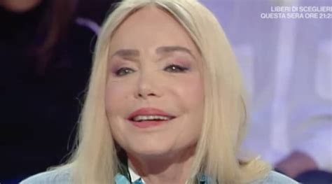 Monarchici italiani in australia, per riportare la monarchia in italia e per sostenere la. Maria Giovanna Elmi chi è: Verissimo, signorina buonasera ...