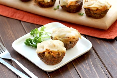 They not only keep you from accidentally overeating but by . Low Fat Meatloaf Muffins / Healthy Turkey Meatloaf Muffins ...