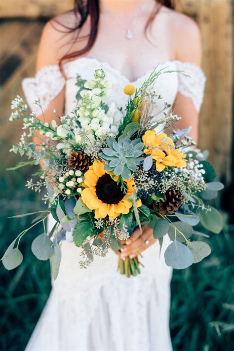 20 Succulent Wedding Bouquets Perfect For The Boho Bride Sunflower