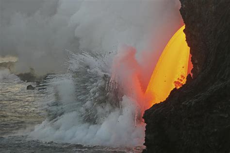 Lava Stream Hawaiis Fire Spitting Lava Spectacle Pictures Cbs News