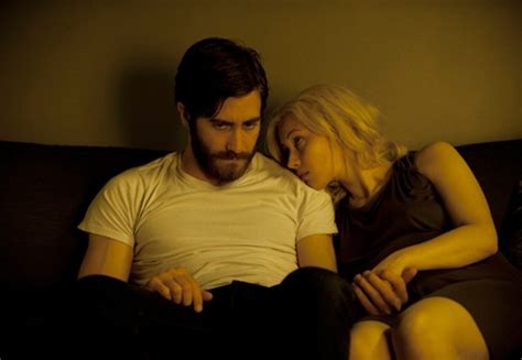 Enemy Jake Gyllenhaal E Sarah Gadon In Un Momento Intimo