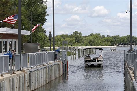 5 Years After 22m Fox River Lock And Dam Project In Mchenry Started