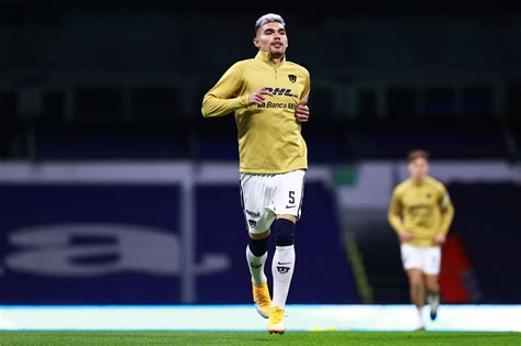 La semana empieza con buenas noticias para la afición de los pumas de la unam , pues hace unos días presentaron a sus cinco refuerzos para el apertura 2021 y ahora se suma la renovación del que ha. Johan Vásquez, de Pumas, comparte misterioso mensaje en redes