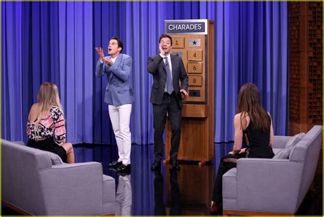 Jessica Biel Matt Bomer Battle It Out In Charades On Fallon Photo