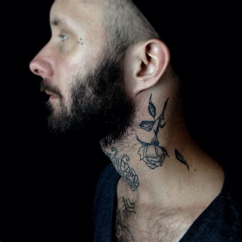 The rose rides the razor's edge, straddling the line between classic and cliché, although it always lands firmly on the side of classic. Rose Neck Tattoo | Best Tattoo Ideas Gallery