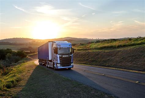 Podrás encontrar fácilmente cuanto te costaría la cesta de la compra (frutas, carne. Portal Estrada - Scania testa caminhão movido a energia solar na Suécia