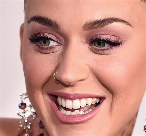 Katy Perry No Tiene Una Perfecta Dentadura Como Todos Creían Fotos