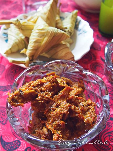 Biarkan sehingga ayam agak kecut dan kering airnya. Kembali Bersiaran Dengan Resepi Rendang Ayam Pedas Utara ...